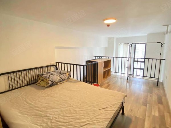 昆明五华泛亚科技新区吾悦华府五华区吾悦广场旁吾悦华府卡卡公寓出租