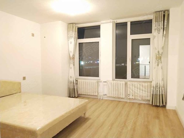 青岛即墨西元庄济青花苑济青物流  南向复式公寓  电器配套齐全