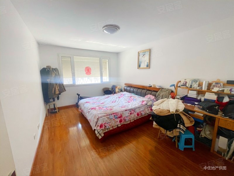 送地下室业主诚心出售,山景明珠花园二手房,168万,3室2厅,2卫,129
