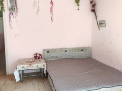 沂南城区君悦购物广场单间出租，床，洗衣机，空调，热水器，月租350 400都有出租房源真实图片