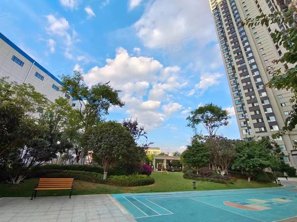 昆明西山前卫营金地星月h区急租!