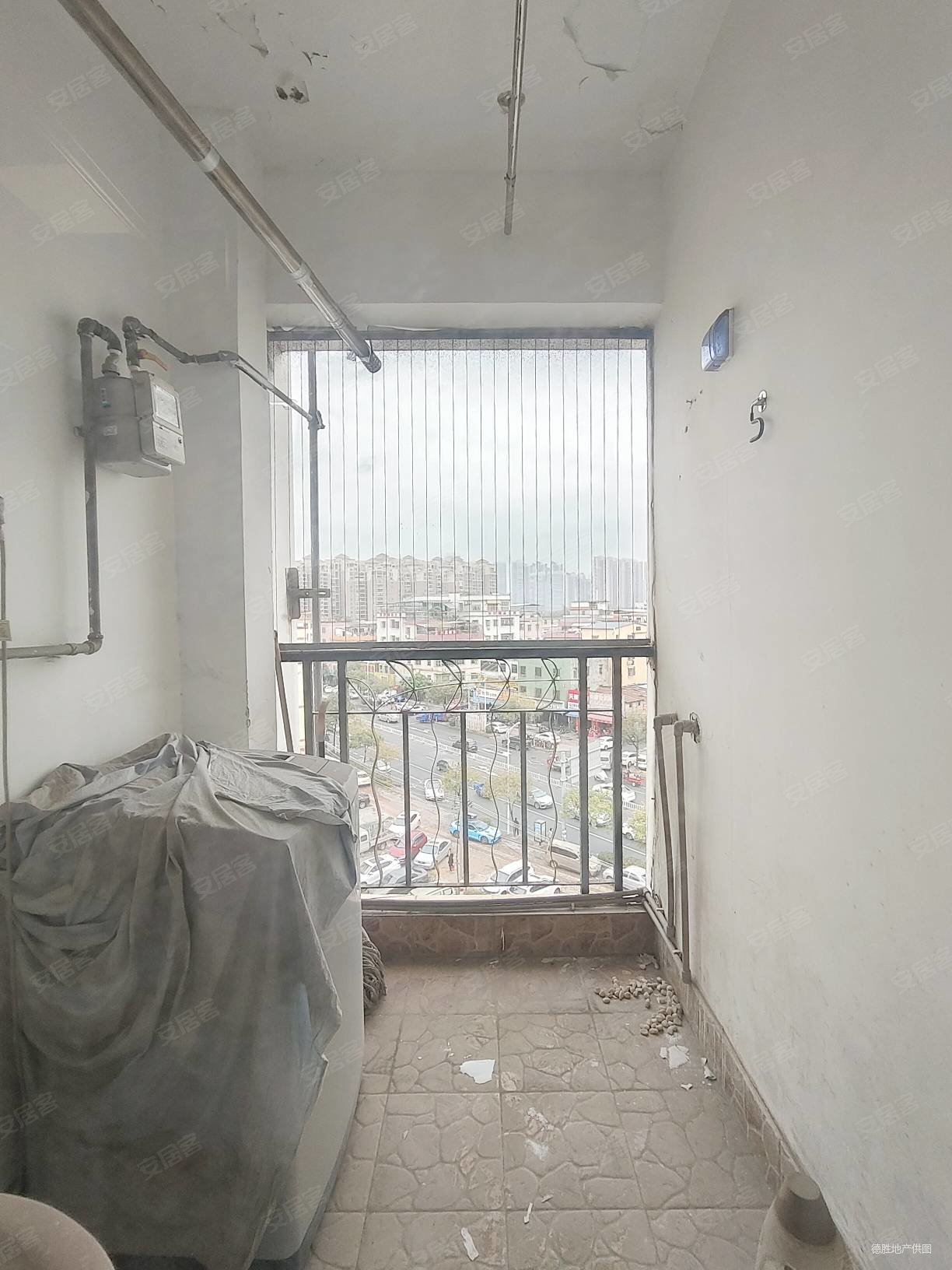 瑞峰广场旁大小区花园小3房生活便利随时看