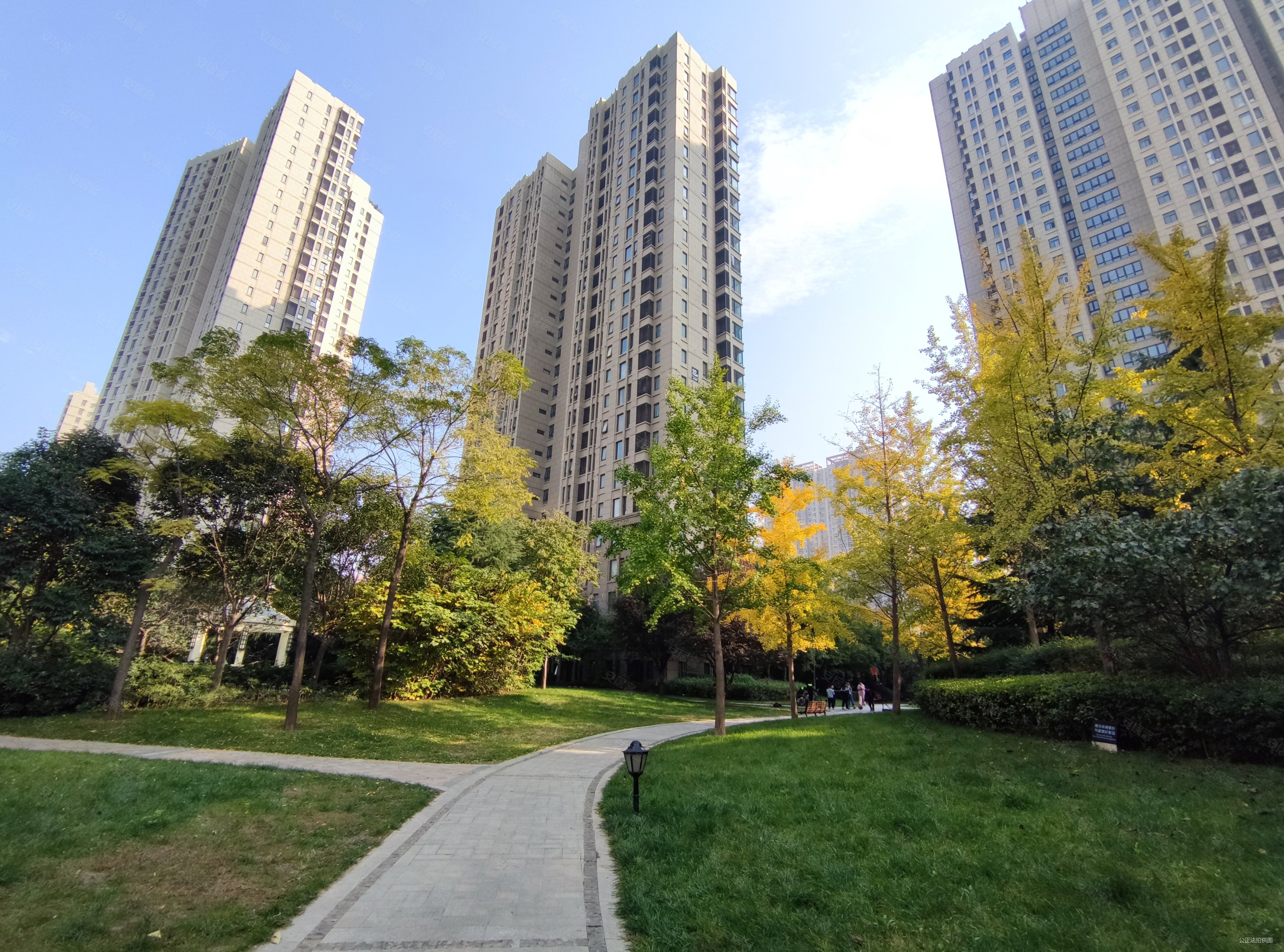 西安房产网>西安二手房>经开区二手房>行政中心二手房>白桦林间>