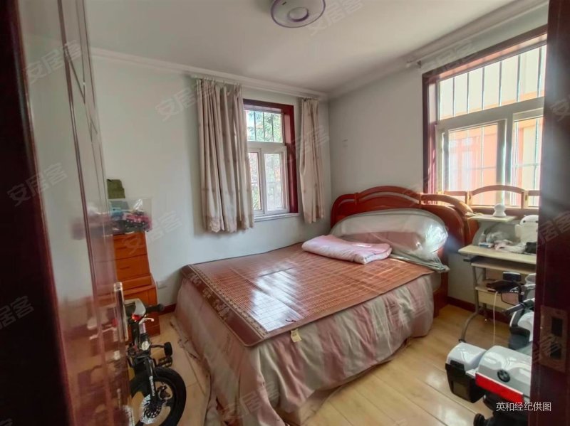 仁和居(西区)(62100) 2楼 精装 临地铁 刚需两居