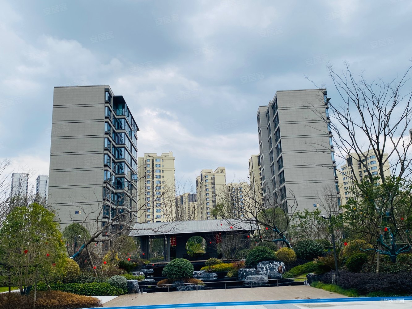 宁波房产网>宁波二手房>江北二手房>恒一广场二手房>江望晴雨里>