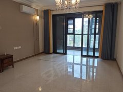 濮阳华龙濮阳站恒大悦珑湾 精装四室出租 可谈配制物品 可短租出租房源真实图片