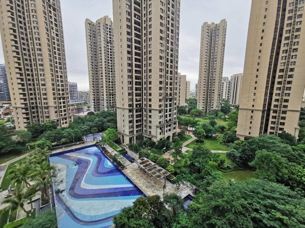 珠海金湾三灶万科城市花园全新家私家电!