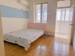 信阳浉河和美广场房租可月付 女生合租带独立阳台 天润广场 火车站 中心医院出租房源真实图片