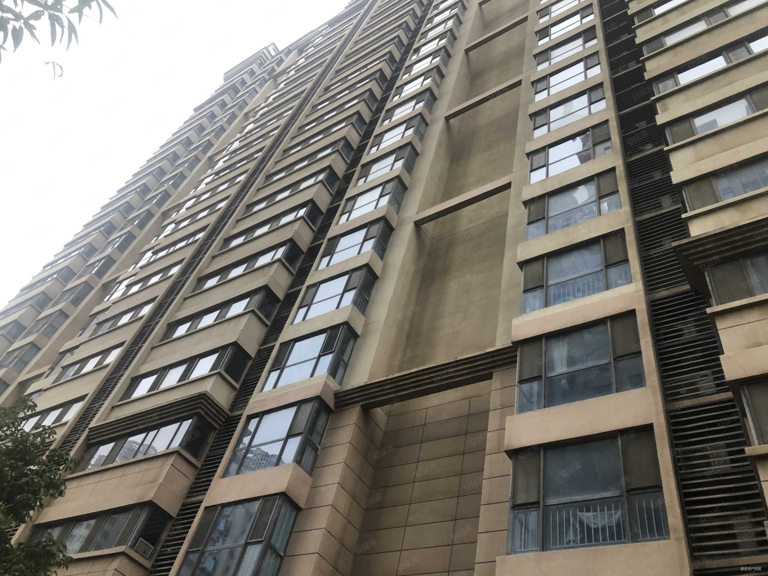 环境优美价位私聊,双瑞滨河花园二手房,142万,3室2厅,2卫,142平米