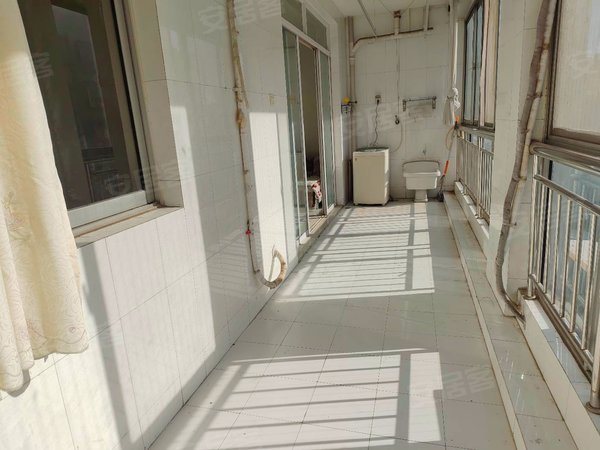 临沂兰山工业大道天河家园(西区)天河家园西区三室精装修 家具家电齐全拎包入住出租随时看房出租房源真实图片