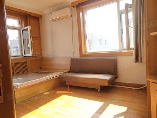 大连甘井子76中学椒房小区椒房小区 1室1厅1卫 35平近早市公园  金家