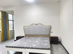 尉氏尉氏县尉氏县城城角梁自建房步梯二楼两室两厅一厨一卫，精装修，家具家电齐全拎出租房源真实图片