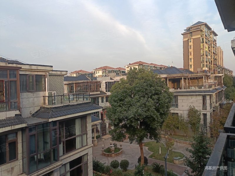 南昌房产网>南昌二手房>青云谱二手房>岱山二手房>罗马象湖壹号西区