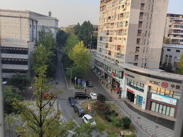 重庆渝北两路金港国际(二期)江北机场对面金港国际出租房源真实图片