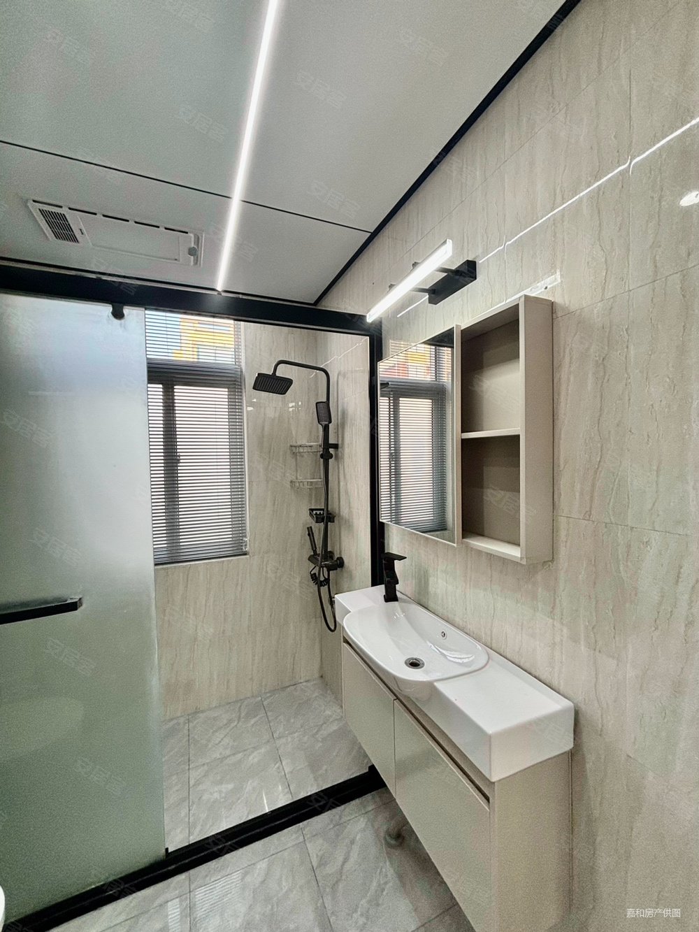 上海花园3室2厅1卫110.2㎡南北49.8万