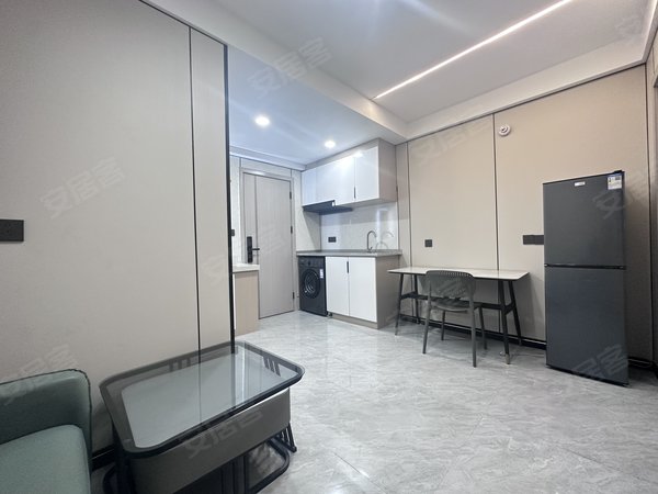 金华浦江县浦江城东一点红大道177号楼现场房東（无中介）压一付一，两室一厅，精装带电梯无物业好停车出租房源真实图片