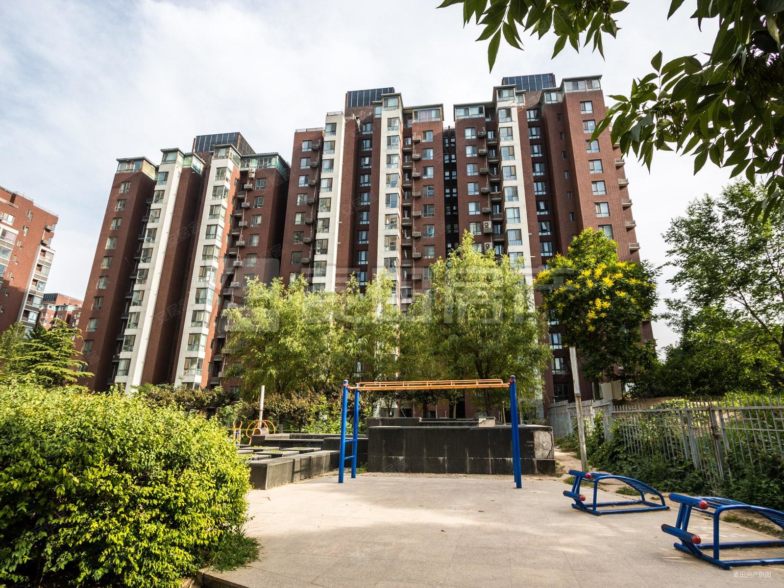 嘉铭桐城(c区)2室2厅1卫110㎡东南975万