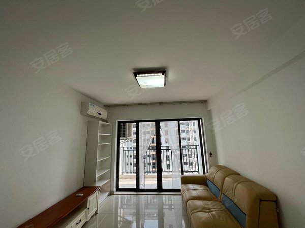 【多图】福保桂花苑,保税区租房,福保桂花苑,精装3房,厅出阳台,安静