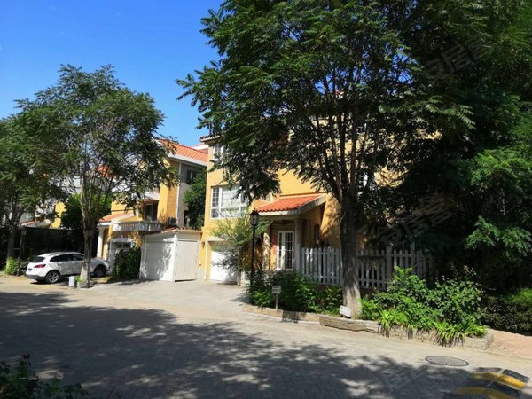 北京顺义中央别墅区名都园(公寓住宅)名都园新出精装两居,全新维护