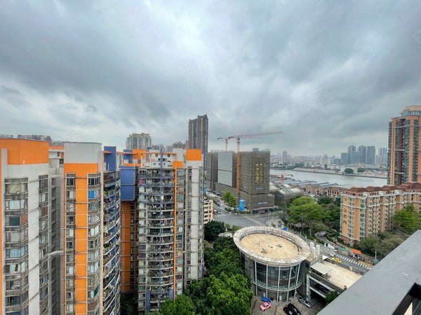 广州海珠工业大道北富力现代广场富力现代广场三期豪装三房 安静舒适