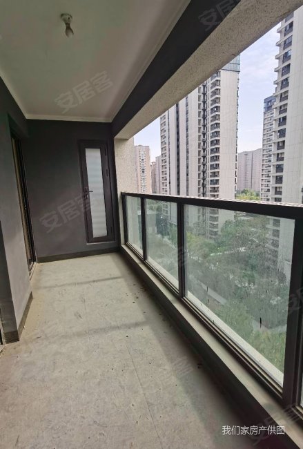 经开次新房保利天汇大院急售可谈随时看房地铁商业齐