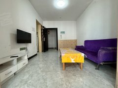 吉首吉首吉首城区鸿锦国际网红楼盘，一室一厅出租 中间楼层，采光好，随时看房出租房源真实图片