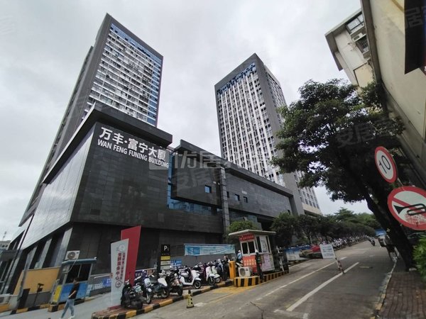 南宁江南五一路富宁大厦精装 1室 富宁大厦 整租 配齐拎包入住 民用