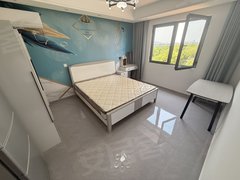 苏州常熟东南开发区招商城旁湖畔现代城,朝南精装大小单间独卫,设施齐全,拎包入住出租房源真实图片