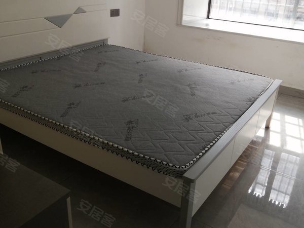 吉安青原井岗山大学井大阳光城三期井大阳光城精装2室2厅1卫出租，有隔开厨房，有空调，家具，出租房源真实图片