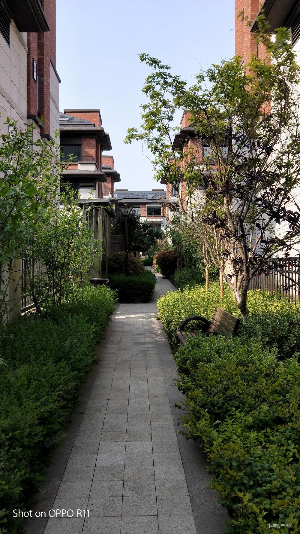 和昌花与墅(别墅)二手房,450万,4室3厅,3卫,183平米-洛阳安居客