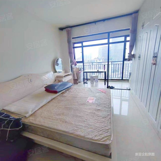 地铁口住宅楼公寓出售,馨逸雅筑二手房,21万,1室1厅,1卫,42.