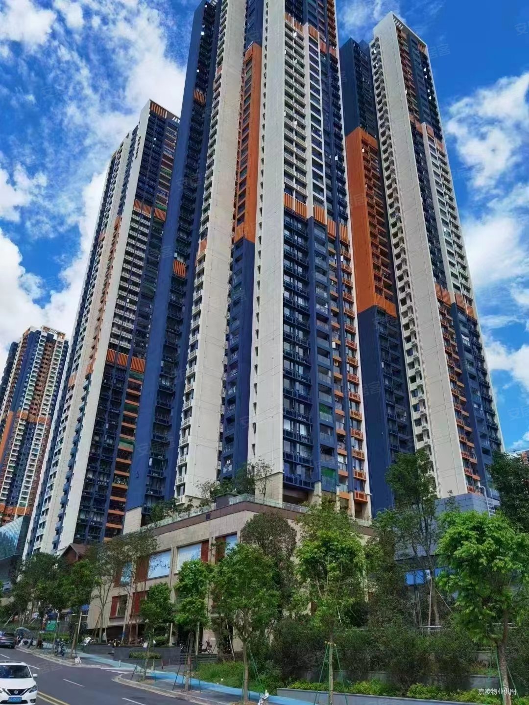 悦峰华府3室2厅1卫96㎡南北489万