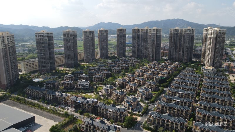 急可屠龙刀御城花园精装四房高层视野好所看皆所得