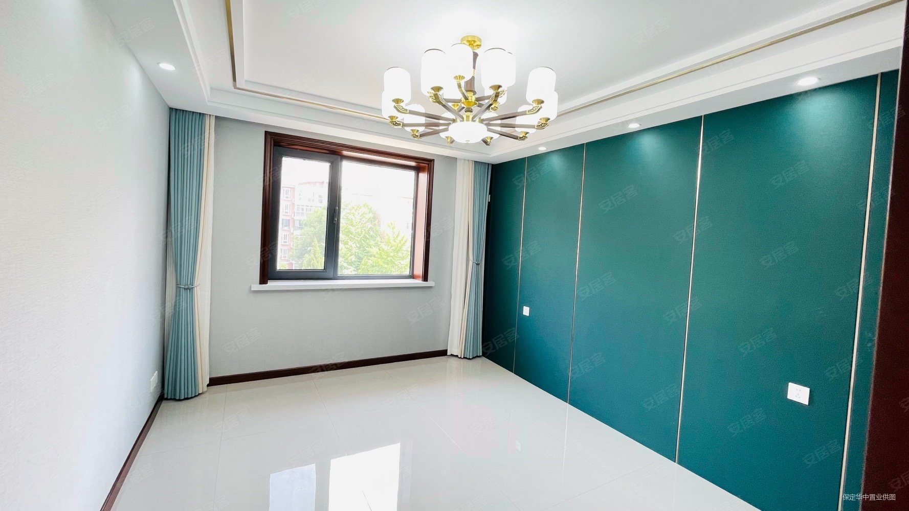 秀兰城市花园5室3厅3卫255㎡南北235万