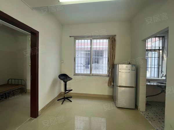 【多图】盛泰花园(北区),番禺广场租房,小区管理车位充足,随时看房