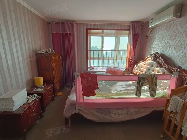 湖景花园精装三室家具家电齐全领包入住随时看房,薛城租房-枣庄58安居