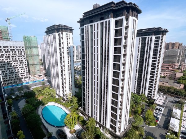 杭州临安临安城区苕溪学府苕溪学府边套,带车位,独立厨房,1.