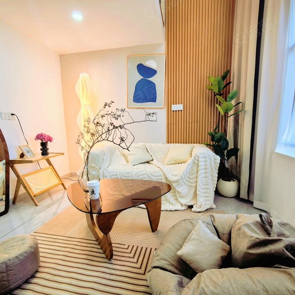 整租｜青年公寓~碧沙湖地铁 长沙理工 领包入住 学生免押无中介