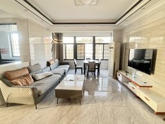 龙海城区龙海城区步行去高铁站～高新区白云小区 龙江新苑边天燃气煮饭 三房两厅出租房源真实图片