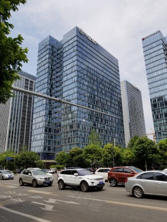 金融城 71万誉峰afc中航国际广场 酒店精装带租3000