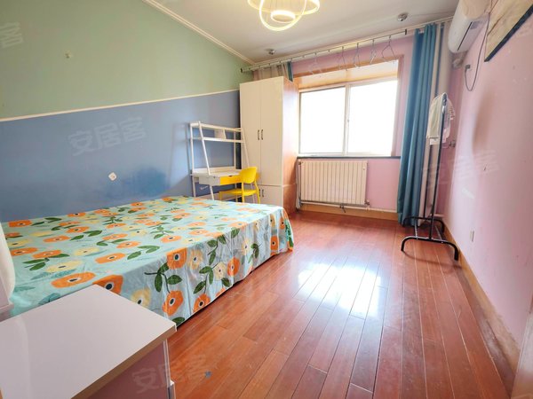 二环南路济南南郊医院书院广场附近精装电梯房子采光极好