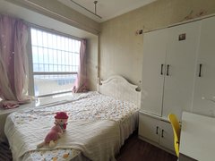 西安经开区西安中学凤城六路精装修拎包入住公寓，无中介，家具家电齐全出租房源真实图片