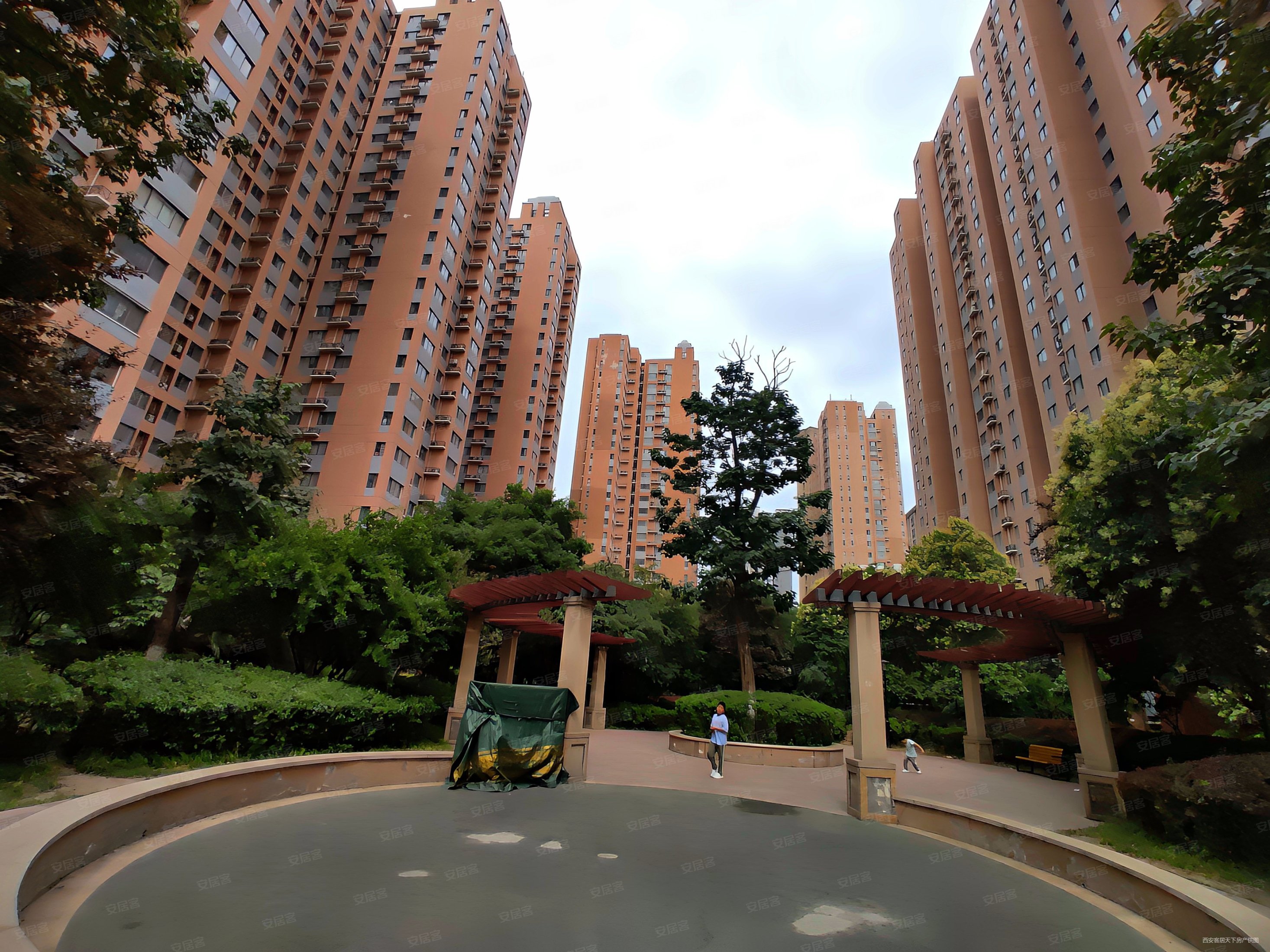 天朗莱茵小城