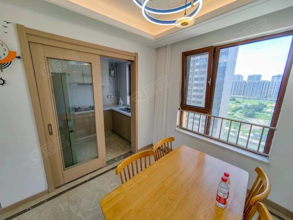 济南历城张马屯锦悦府锦悦府精装三室两厅两卫带车位紧邻万虹广场工业