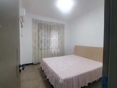 桂林象山将军路桂林站附近龙船坪小区一楼两房一厅家具家电齐全拎包入住出租房源真实图片