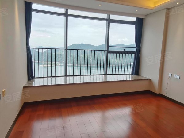 深圳盐田沙头角玺湾壹海城玺湾海景精装大三房,带部分家私家电,看房