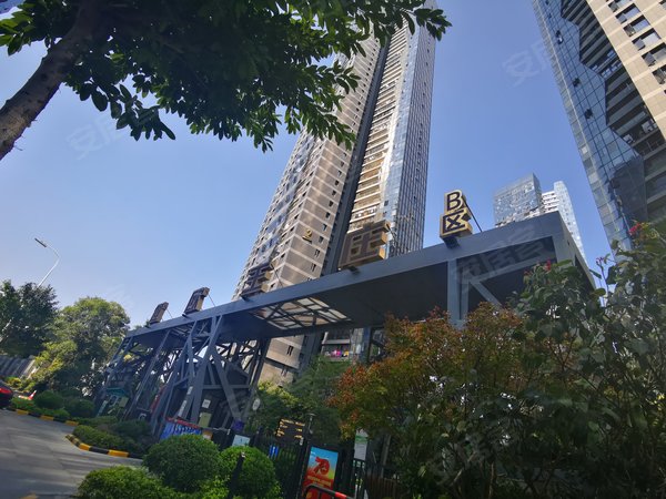 福州晋安王庄世欧王庄a区实拍图,世欧广场王庄王子塔边上内卫有厨房