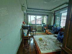 上海金山石化 精装两室  两空调  实木家具出租房源真实图片