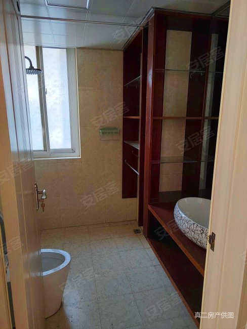 东瑞园社区南户大三房位置采光好业主诚心随时看房