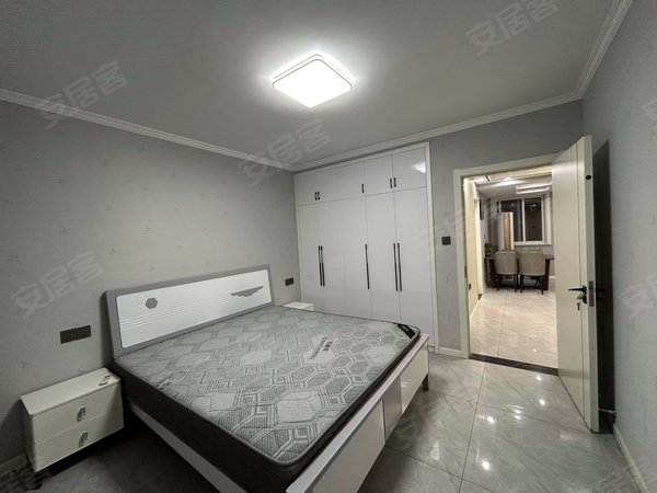 睢宁县睢宁城区睢宁城区中心凯旋家园凯旋家园 电梯9层 精装修4台空调 家具家电齐全拎包入住出租房源真实图片